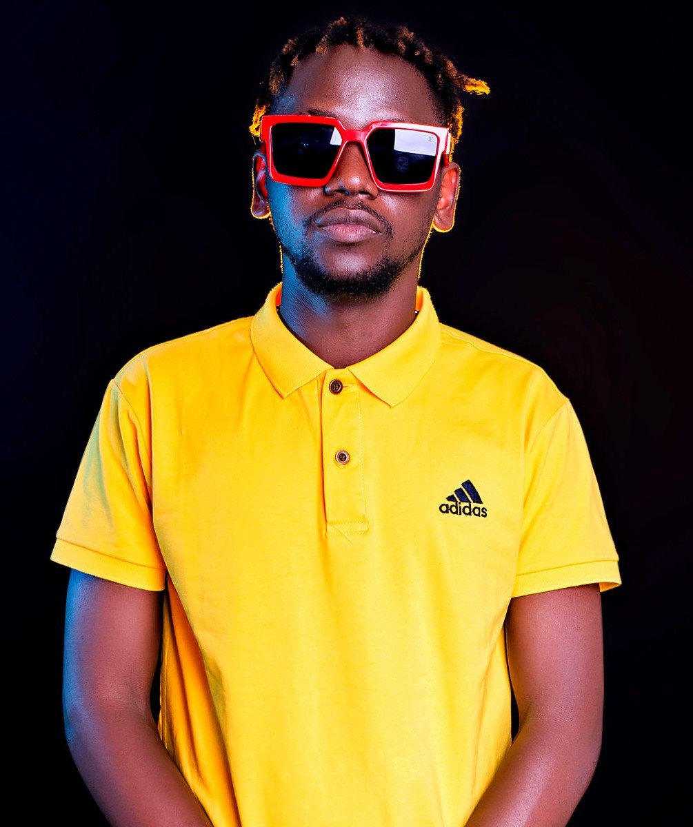 Laxzy Mover,liama